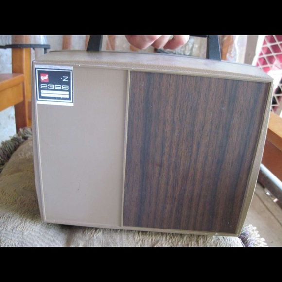 gaf 8mm Motion Picture Projector 2388 Mod 438-M2 25892 120V 60CY 3Amps Woodgrain - Picture 5 of 13